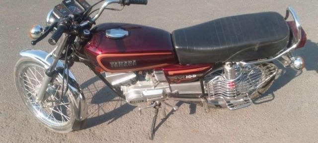 12 Used Yamaha Rx 100 Motorcycle Bike Under km For Sale Droom