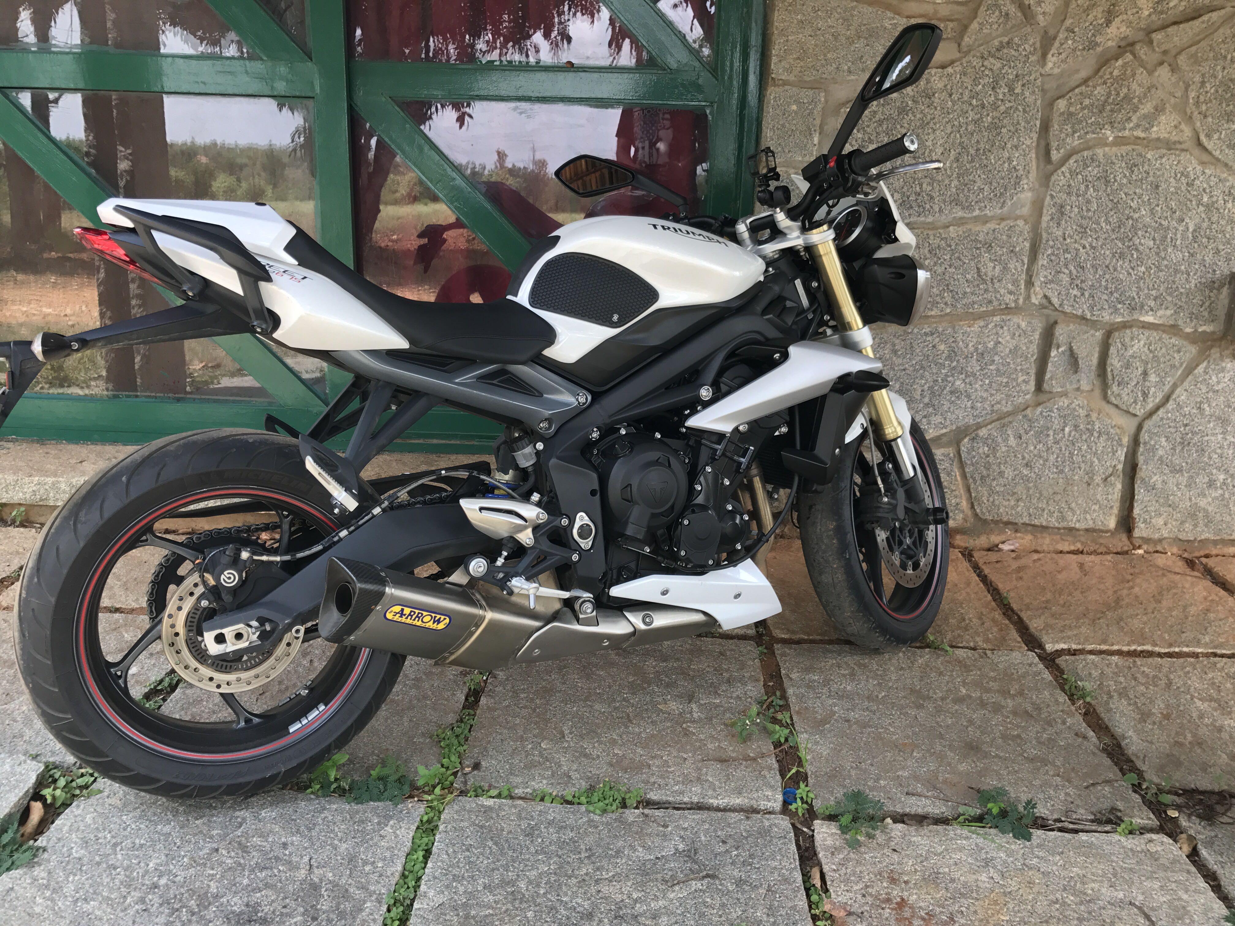 Triumph Street Triple Abs 675cc 2016