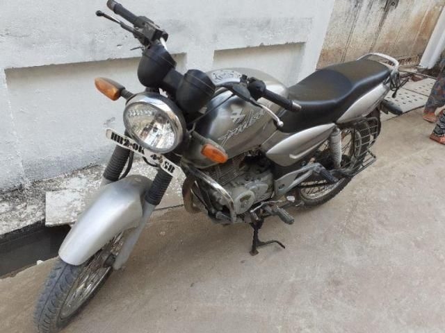 old bajaj pulsar 150