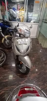 olx old scooty