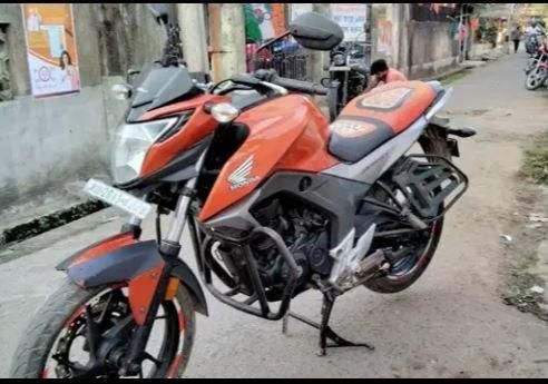 11 Used Honda Cb Hornet 160r In Kolkata Second Hand Cb Hornet 160r Motorcycle Bikes For Sale Droom